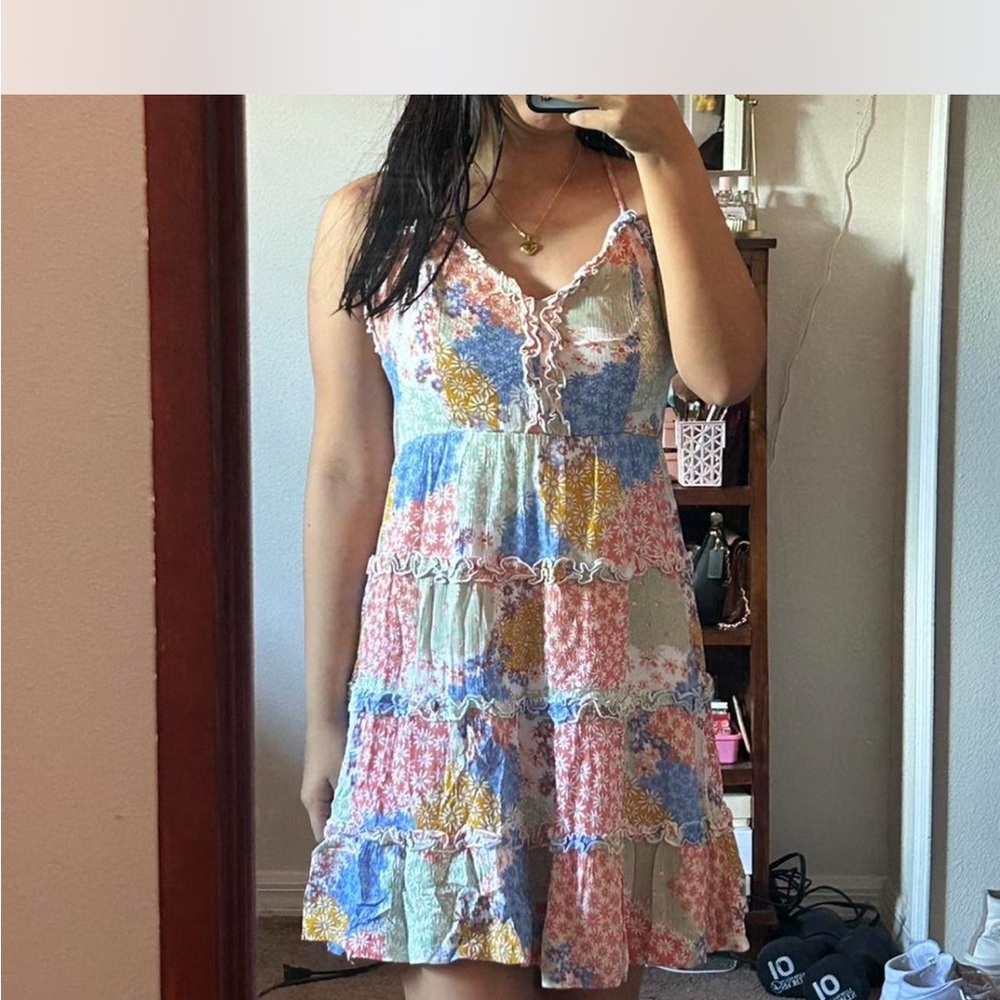 Spaghetti criss cross adjustavle strap Patchwork Floral Sundress - Multicolor